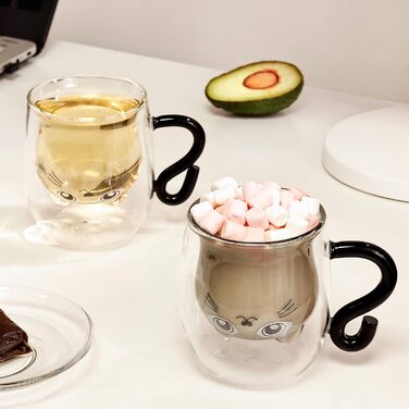 Set of 2 cute cat mugs, cute cat teacup, 250ml double-walled glass, cat mugs with handle, beer mugs, cute birthday gifts for women and men (pack of 2, black+white)