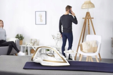 Праска Tefal Puregliss FV8042E0 біло-золотиста, Durilium AirGlide, 2900 Вт