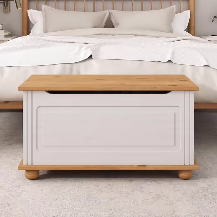IDIMEX Chest Bench Bristol, Bench Bank Wooden Bench Trunk in Country House Style with Pinch Guard, Solid Pine, White/Brown Lacquered