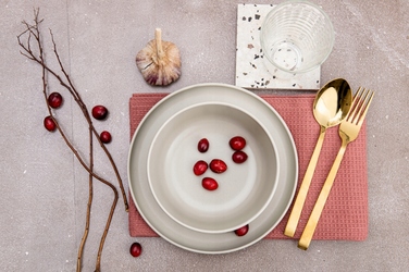 Обідній сервіз VictO Konsimo, набір тарілок на 6 осіб, 18 предметів