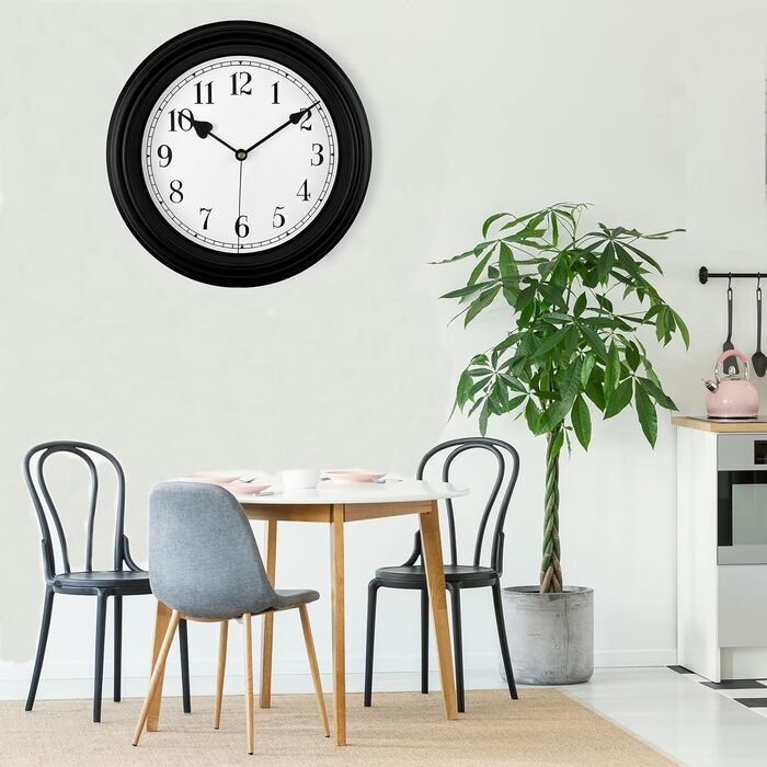 DIYZON Round Classic Wall Clock, Silent No Ticking, 40 cm High-Quality Quartz Vintage Clock, Large Number Retro Decorative Clock, Battery-Powered, Easy to Read for Home, Kitchen, Dining Room (Black-1, 25CM)