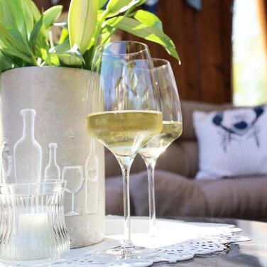 Stölzle Lausitz White Wine Glasses Experience 6-Piece Set 350 ml – High-quality wine glasses ideal for white wine & aperitif – Elegant white wine bowl made of crystal glass – dishwasher-safe & Made in Germany
