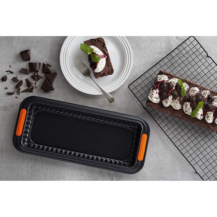 Форма для тарту Le Creuset антипригарна, прямокутна, 33x13x3 см, зйомне дно, стійка до закваски, з карбоністої сталі, антрацит/помаранчева