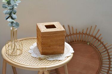 Rattan Cosmetic Tissue Box, Decorative Woven Tissue Holder, Napkin Dispenser for Bathroom/Kitchen/Office, 14.5 x 14.5 x 14.5 cm