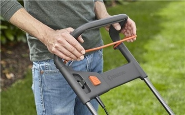 Електрична газонокосарка GARDENA PowerMax 1800W, 45л (1800/42)