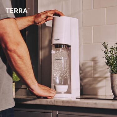 SodaStream TERRA: Газова вода вдома - комплект з CO2 балончиком, 2x 1L та 1x 0.5L пляшки, 44 см, білий