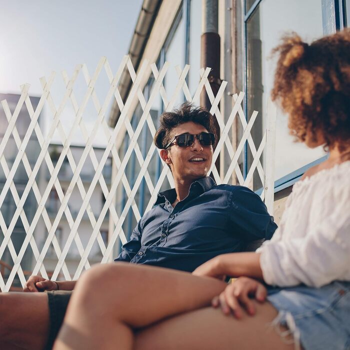Дерев'яна решітка для рослин Relaxdays, розсувна до 200 см, опора для витких рослин, для саду, балкона, тераси, натуральне дерево, 98x200x30 см, біла