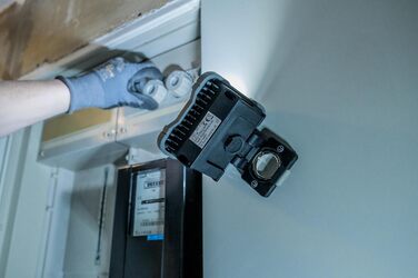 Акумуляторний LED прожектор Brennenstuhl SH 1000 MAC 1000 лм, IP54, з магнітом і карабіном, робочий ліхтар, ударостійкий корпус