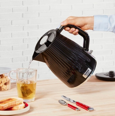 Електричний чайник Tefal Loft, 2400 Вт, 1,7 л, чорний