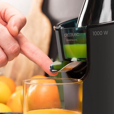 Електрична цитрусова преса Cecotec EssentialVita PowerFresh 1000 Black, 1000 Вт, нержавіюча сталь, 6 титанових лез, безперервна екстракція, захист від бризок, деталі придатні для миття в посудомийній машині