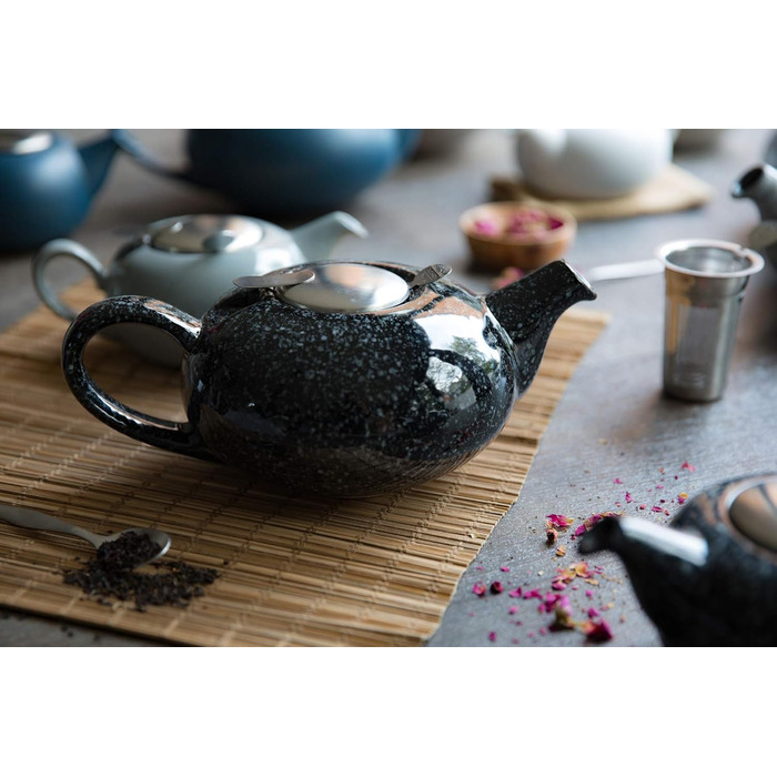 LONDON POTTERY Pebble Teapot with infuser for loose tea, stoneware, black, 4-Cup Teapot (1 Litre)