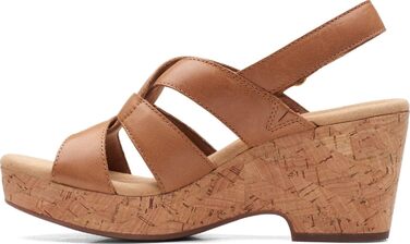 Босоніжки жіночі Clarks Giselle Beach з натуральної замші на танкетці, колір світло-коричневий, розмір 42.5 EU
