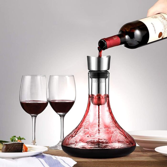 Glastal Decanter - Crystal Glass Decanter with Built-in Aerator for Aerating and Filtering, Drip-Free Pouring, 1800ml/63.3oz (Full Capacity)