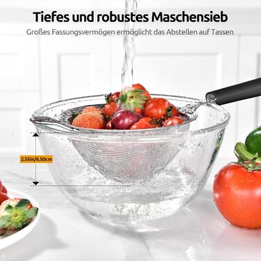 U-Taste Fine Mesh Sieve: Kitchen sieve made of 18/8 stainless steel, medium-sized metal sieve with a riveted, stable silicone handle for sifting flour, draining tea, rice, quinoa (Black, 12 cm)
