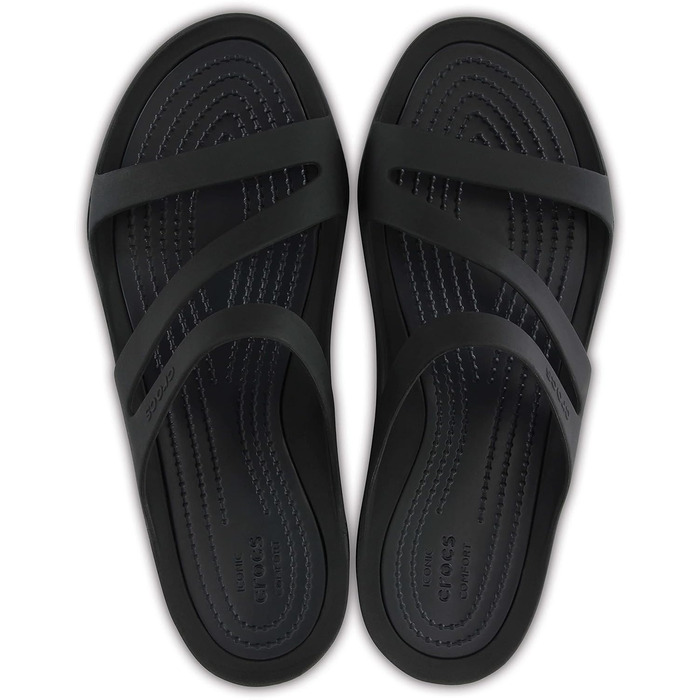 Сандалі Crocs Swiftwater W 203998462 чорні 41-42 EU жіночі шльопанці для пляжу та відпочинку