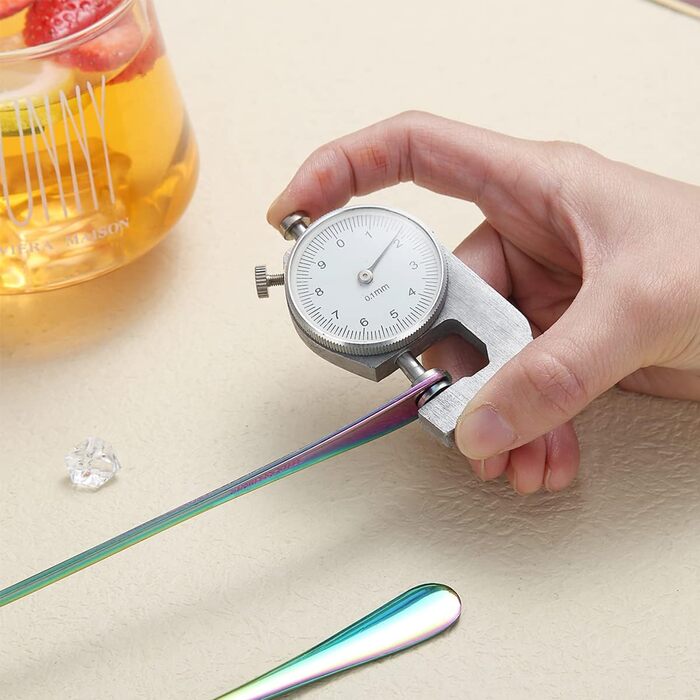 Набір ложок HOMQUEN: кавові, для коктейлів, чайні, з нержавіючої сталі, 8 шт. (сріблясті)