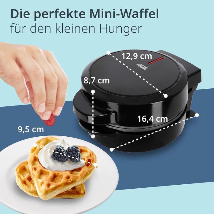 Вафельниця ADE Mini Heart Shape - вафлі у формі серця, 550W, антипригарне покриття, чорний, 2024