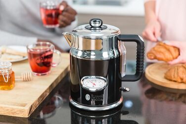 Електричний чайник Russell Hobbs 1.7л, 2400W, Retro, Чорний & полірована нержавіюча сталь