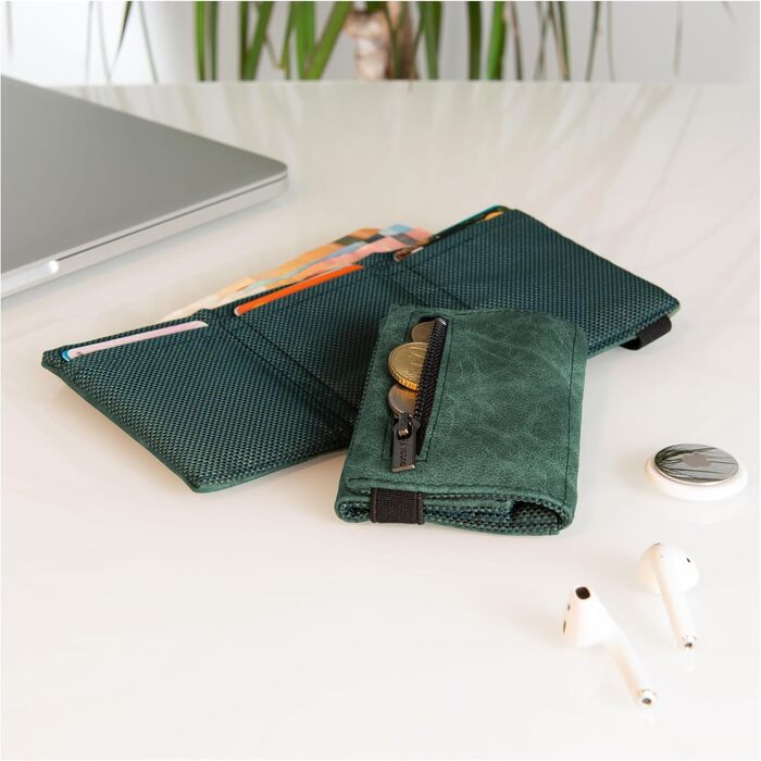 GUGGIARI® Slim Wallet with Coin Pocket made of Microfiber Jacquard with RFID Protection - Slim Wallet for Credit Cards - Credit Card Case - Wallet for On the Go