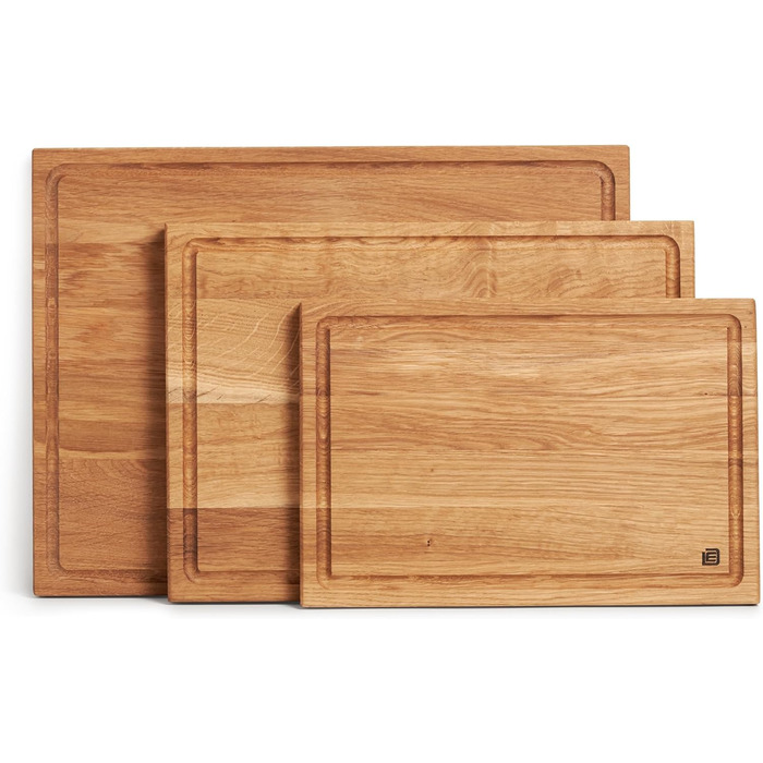 Cutting and Serving Board made of high-quality oak, 35 x 25 cm in size with juice groove | Antibacterial kitchen board from Europe | Serving board, breakfast board, solid wood board