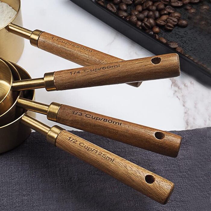 Measuring cups and spoons with wooden handles, 8-piece set, coffee bar scale, kitchen accessories (Gold)