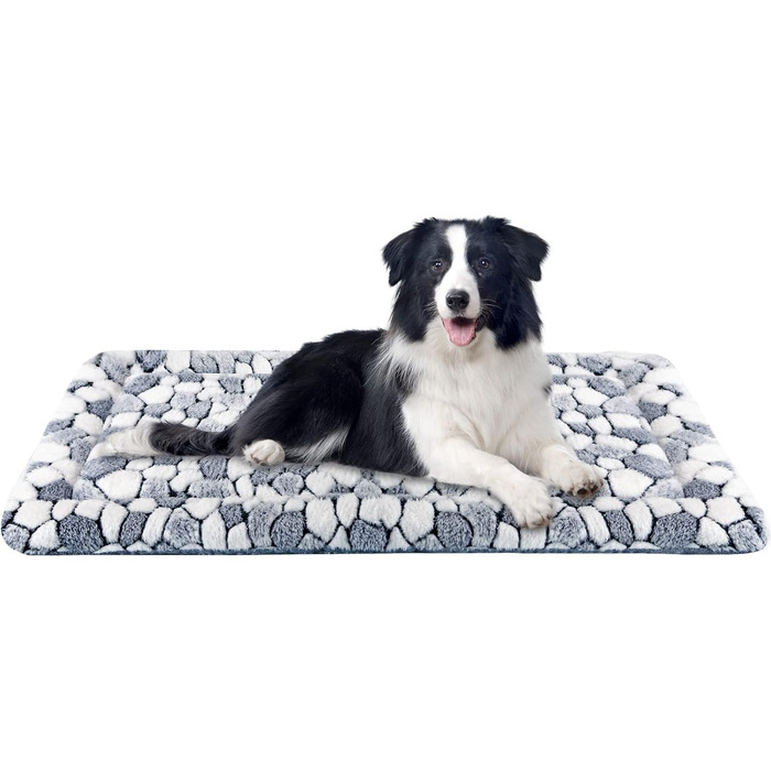 VANKEAN Stylish Dog Crate Pad, Reversible (Cool and Warm), Soft Pet Sleeping Mat Dog Bed for Crate, Suitable for Small to XX-Large Dogs and Cats, Machine Washable Crate Beds