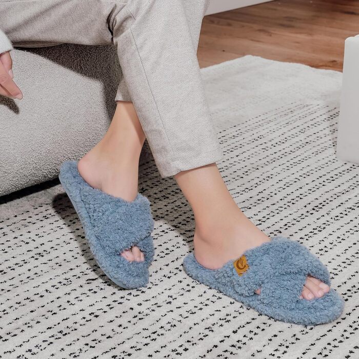 SMajong Теплі жіночі плюшеві халапи (тапочки) зимові, синього кольору (42/43 EU)