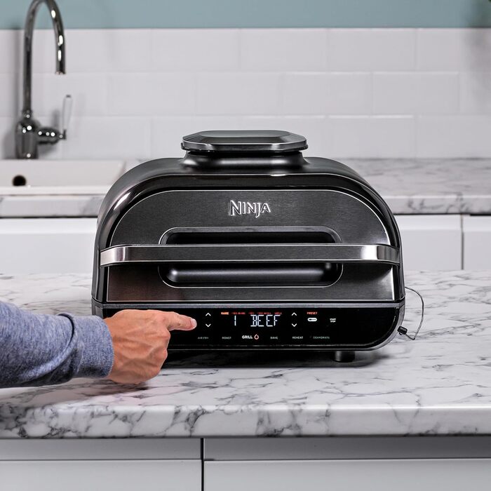Ninja Foodi MAX Grill & Air Fryer, 5.7L Air Fryer with Digital Temperature Probe, Dishwasher-Safe Parts, 6-in-1, Gray/Silver AG551EU MAX Grill & Air Fryer 5.7L Gray/Silver