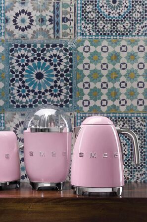 Smeg KLF04PKEU Kettle, 2400W, Metal, 1.7 liters, Pastel Pink Rose