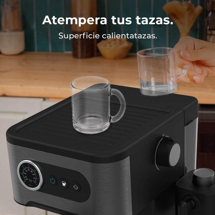 Кавоварка Cecotec Power Espresso 20 Pro Latte, 20 Бар, парова насадка, дисплей з кнопками, резервуар для води 1,5 л, резервуар для молока 550 мл, для еспресо та капучино