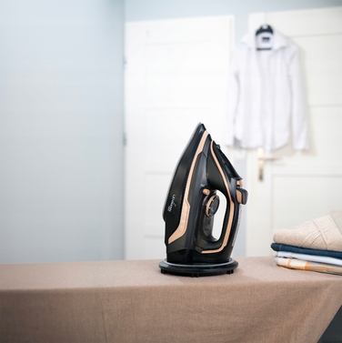 Бездротова праска Lehmann з керамічною підошвою, 3000 Вт, 320 мл