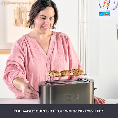 Тостер BLACK+DECKER BXTO1960E з цифровим керуванням, 1960 Вт, 6 рівнів підсмажування, 4 відділення, функції: стоп, підігрів та розморожування, автоматичне центрування, підігрівач для тостів