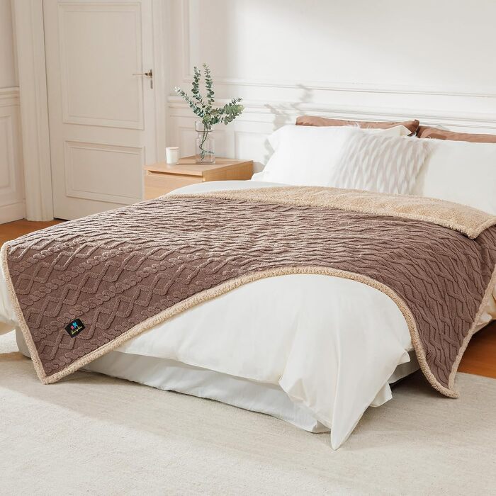 Водонепроникний коврик для собак Luciphia, флісовий, для тварин, для дому та на вулицю, захисний для дивану, ліжка, автокрісла, меблів, M (100 x 145 см), Хакі