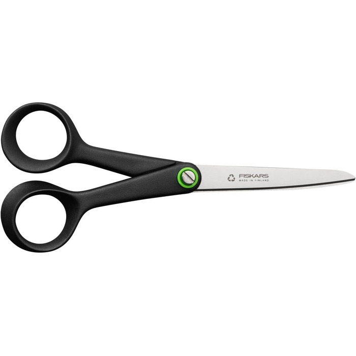 Універсальні ножиці Fiskars ReNew 16,7 см, чорні, з переробленої нержавіючої сталі та пластику, ергономічна ручка, модель 1074543