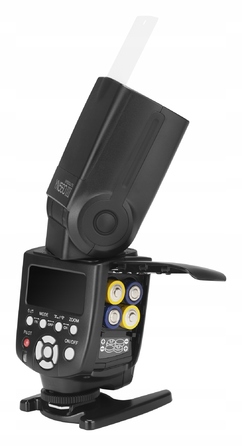 Спалах Yongnuo YN-560 III: дальність 58 м, регульована головка та дифузор