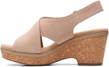 Босоніжки Clarks Giselle Cove на підборах, шкіра, бежеві - 39 EU