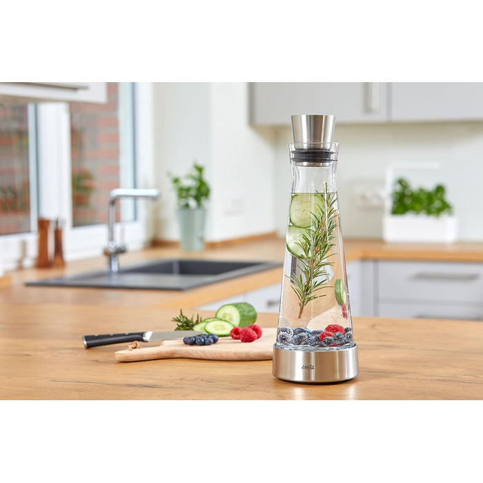 Emsa 514233 Flow Slim Glass Carafe, with Cooling Element, Glass, Elegant Design, 1 Liter, Transparent, 11 x 11 x 38.2 cm