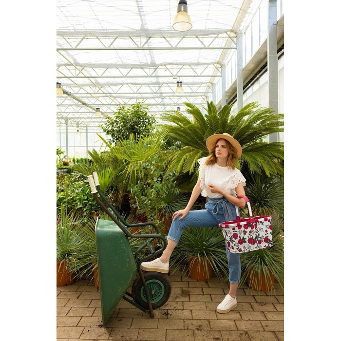 Сумка-шопер Reisenthel Carrybag Twist Garden White – містка та практична, з водонепроникним дизайном
