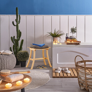 Relaxdays Curved Bamboo Stool