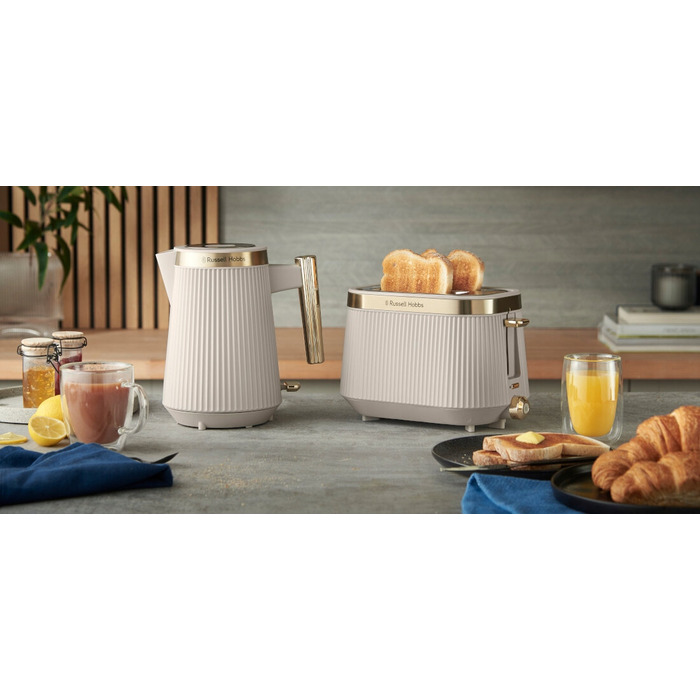 Тостер Russell Hobbs Bronte 26761-56, Кремово-бежевий/Коричневий, 980 Вт