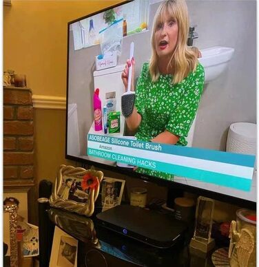 Щітка для унітазу ASOBEAGE з силікону: гнучкий наконечник, ручка з нержавіючої сталі, настінний кріплення, швидковисихаючий тримач для чищення ванної кімнати (Чорний) (Ширина 3 см, 1 шт.)