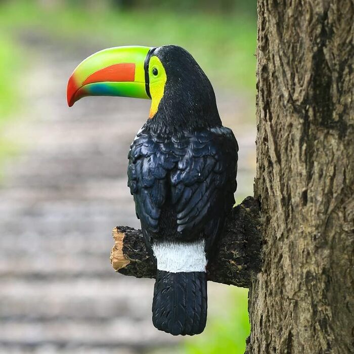 NORHOR Garden Statues, Toucan Ornament, Sculpture made of Polyresin, Polyresin Artificial Birds Craft Garden Animal Statue Tree Hanging Pastoral Decoration Pendant Outdoor Yard Decoration. (Rainbow)