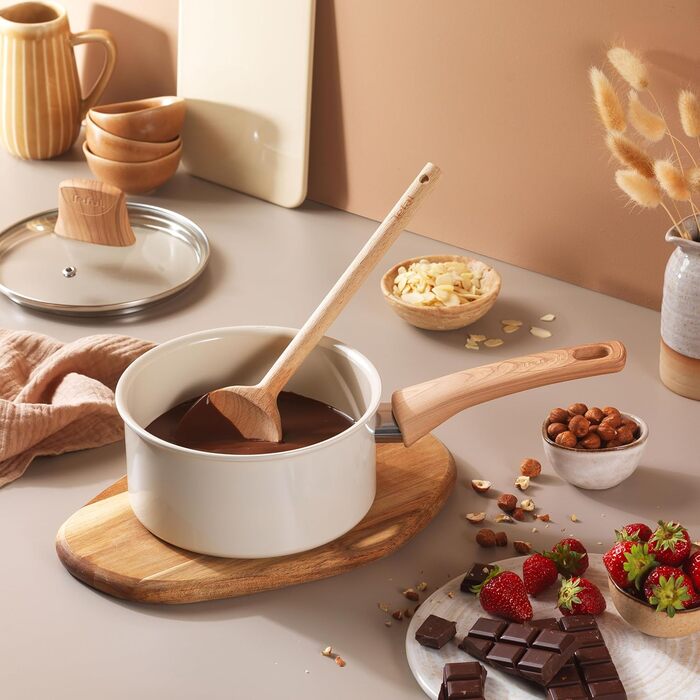 Набір посуду Tefal Cera Bright On 7 предметів: сковороди 20/24/28 см, каструля 16 см, каструля 24 см + кришки. Керамічне антипригарне покриття, алюмінієвий корпус (перероблений), індикатор нагріву Thermo Signal, для всіх типів плит, Бежево-сріблястий