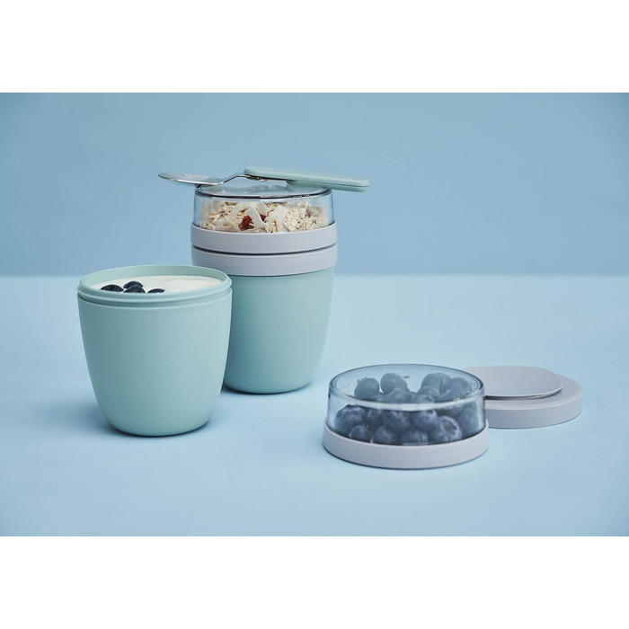 Mepal - Lunchpot & Folding Spoon Ellipse Set - Yogurt Cup To Go including Spoon - Separate compartments for yogurt & muesli - Meal Prep - Folding spoon To Go with travel case - Nordic Denim