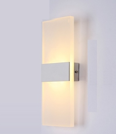 Сучасна LED-лампа в вітальню та коридор | Настінний світильник (бра) з акрилу, 18 Вт