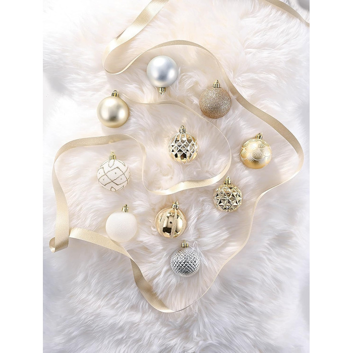Набір прикрас на ялинку: 30 золотих ялинкових кульок (60 мм, пластик) з гачками для ялинки, святкування, вечірка, весілля