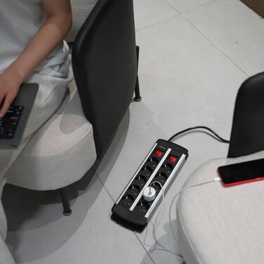 Мережевий фільтр Ucomen 10-фазний з USB та захистом від перенапруги (3680W 16A) для комп'ютерних столів, 20W USB-A та USB-C, кабель 1.5м