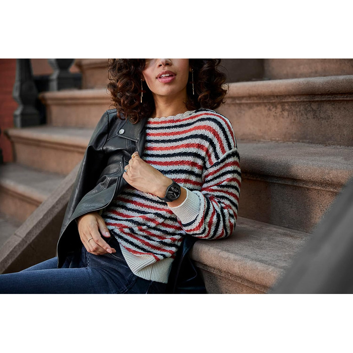 Гармін Vívomove Trend – гібридний смарт-годинник з аналоговими стрілками та сенсорним дисплеєм, фітнес- та здоров'я-функції, аналіз сну, Garmin Pay, сповіщення та до 5 днів роботи від акумулятора. Колір: чорний