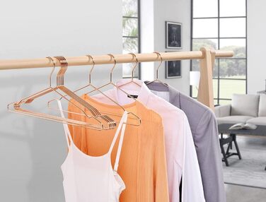 Amber Home 20-Piece 43cm Rose Gold Iron Clothes Hangers, Rose Gold Metal Clothes Hangers with Non-Slip Groove for Suit, T-Shirt, Shirt, Jacket, Dress, Pants, Robust and Durable