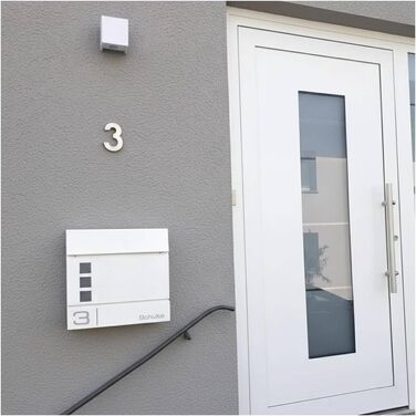 Поштова скринька Metzler Cube антрацит RAL 7016 з лазерним гравіюванням адреси та номера будинку. Скринька настінна з відділенням для газет та вікном, розмір 37x37x10.5 см